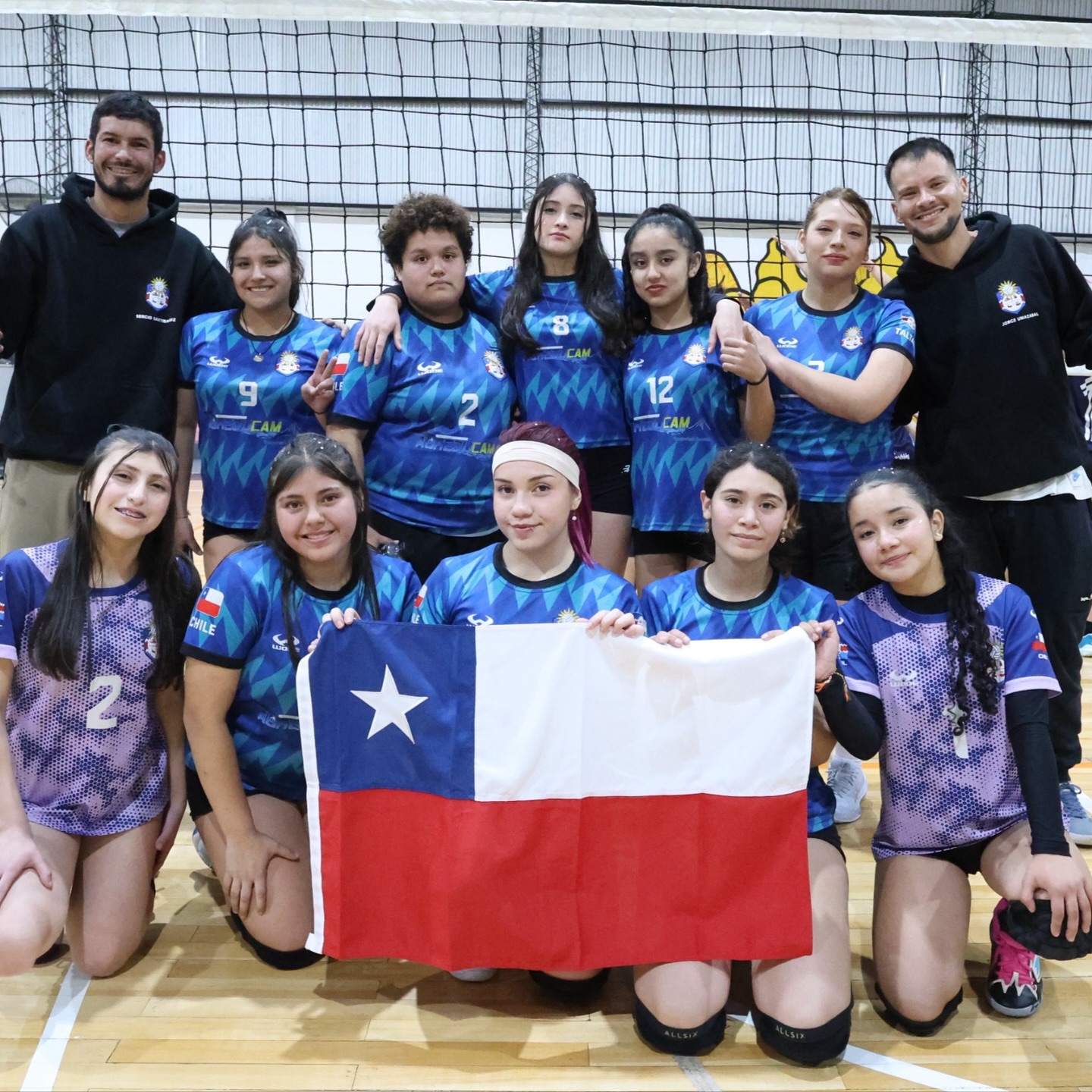 AV Tal Tal U16 cayó 0–2 con Racing; análisis set por set y triple jornada en el Hindú Club.