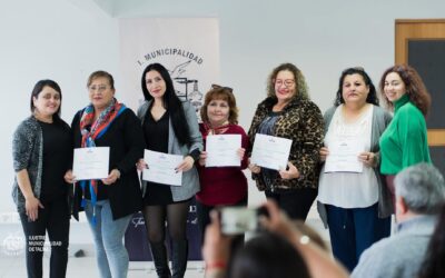 20 Mujeres Jefas de Hogar se certifican en Peluquería Básica: autonomía, oficio y redes para emprender