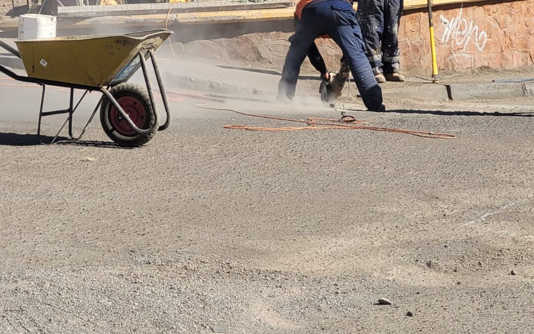 Mejoran calzada en Av. República con Altamira: bacheo municipal con enfoque en empleo local
