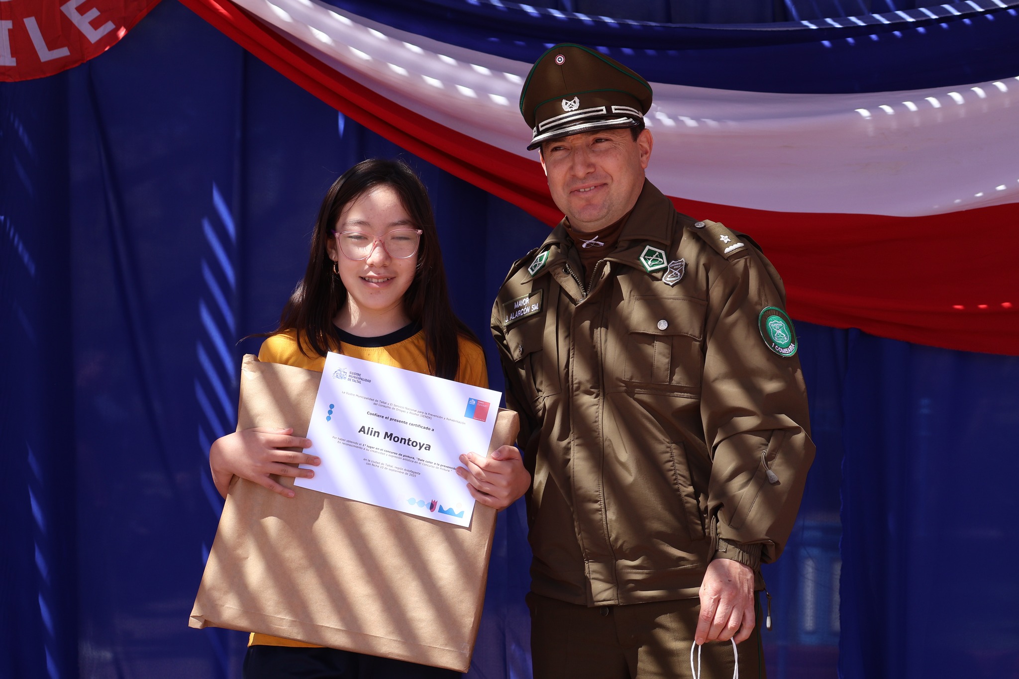Estudiante Alin Montoya premiada en concurso Dale Color a la Prevención