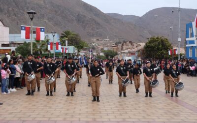 Taltal conmemoró las Fiestas Patrias con emotivo acto y desfile cívico-escolar