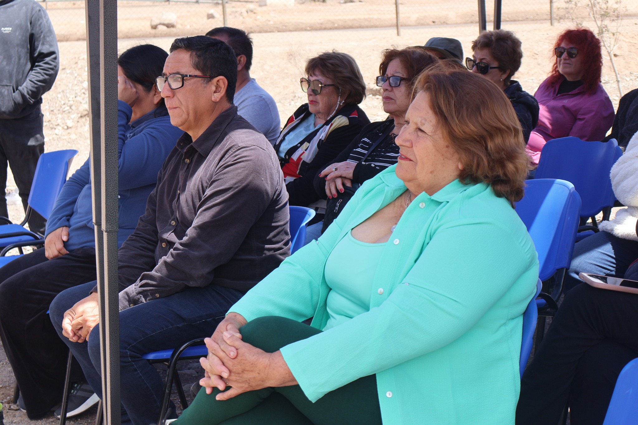 Autoridades comunales y vecinales de Taltal asisten a la ceremonia inaugural de AgroTaltal 2025.