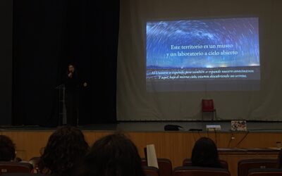 Niños y jóvenes de Taltal participaron en charla astronómica  junto a la destacada científica nacional Bernardita Reid