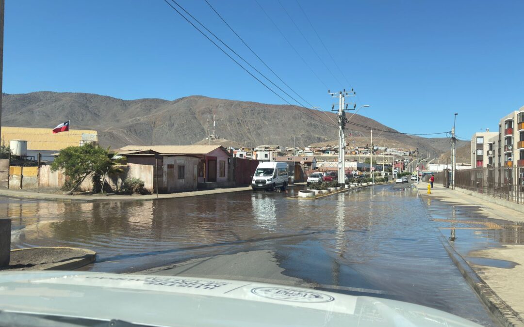 Segunda rotura de matriz en menos de una semana afectó a vecinos de Taltal