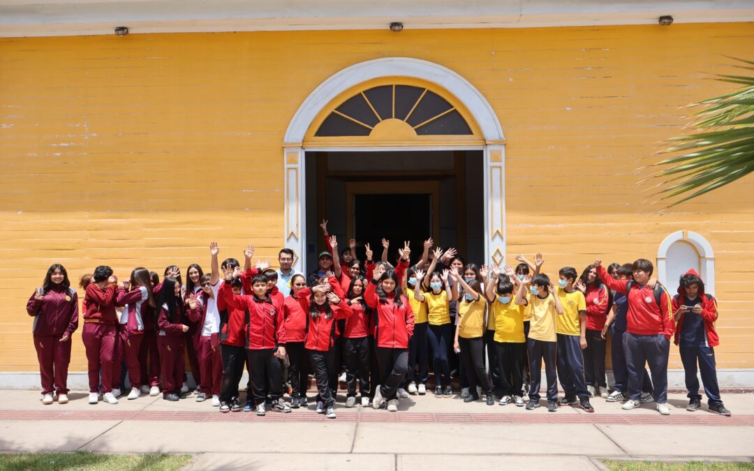 Taltal celebró los 104 años del histórico Teatro Alhambra con visitas guiadas, música y cine de época