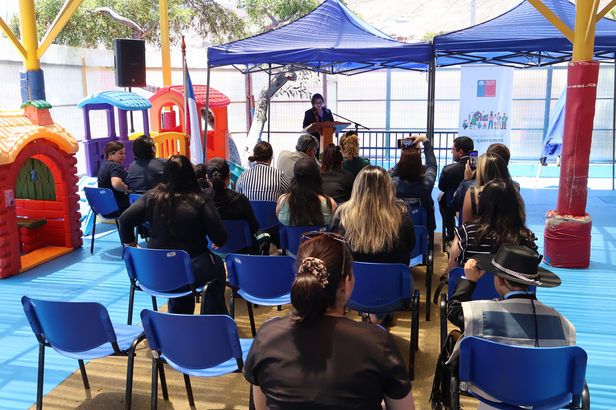 Vista general de la ceremonia oficial donde el Jardín Coralito recibió el Reconocimiento Oficial del Estado.