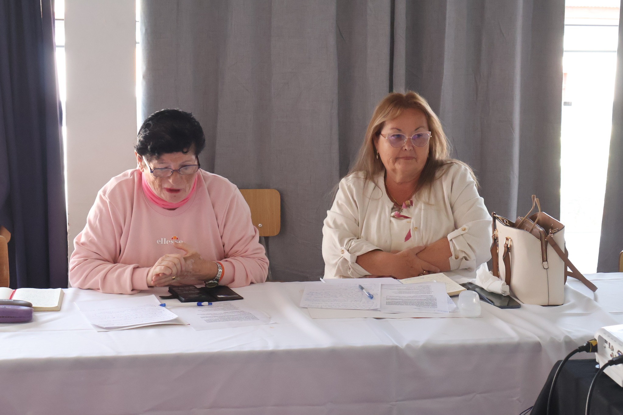 Intervención de autoridades de la directiva AMRA durante jornada de trabajo regional en Taltal.