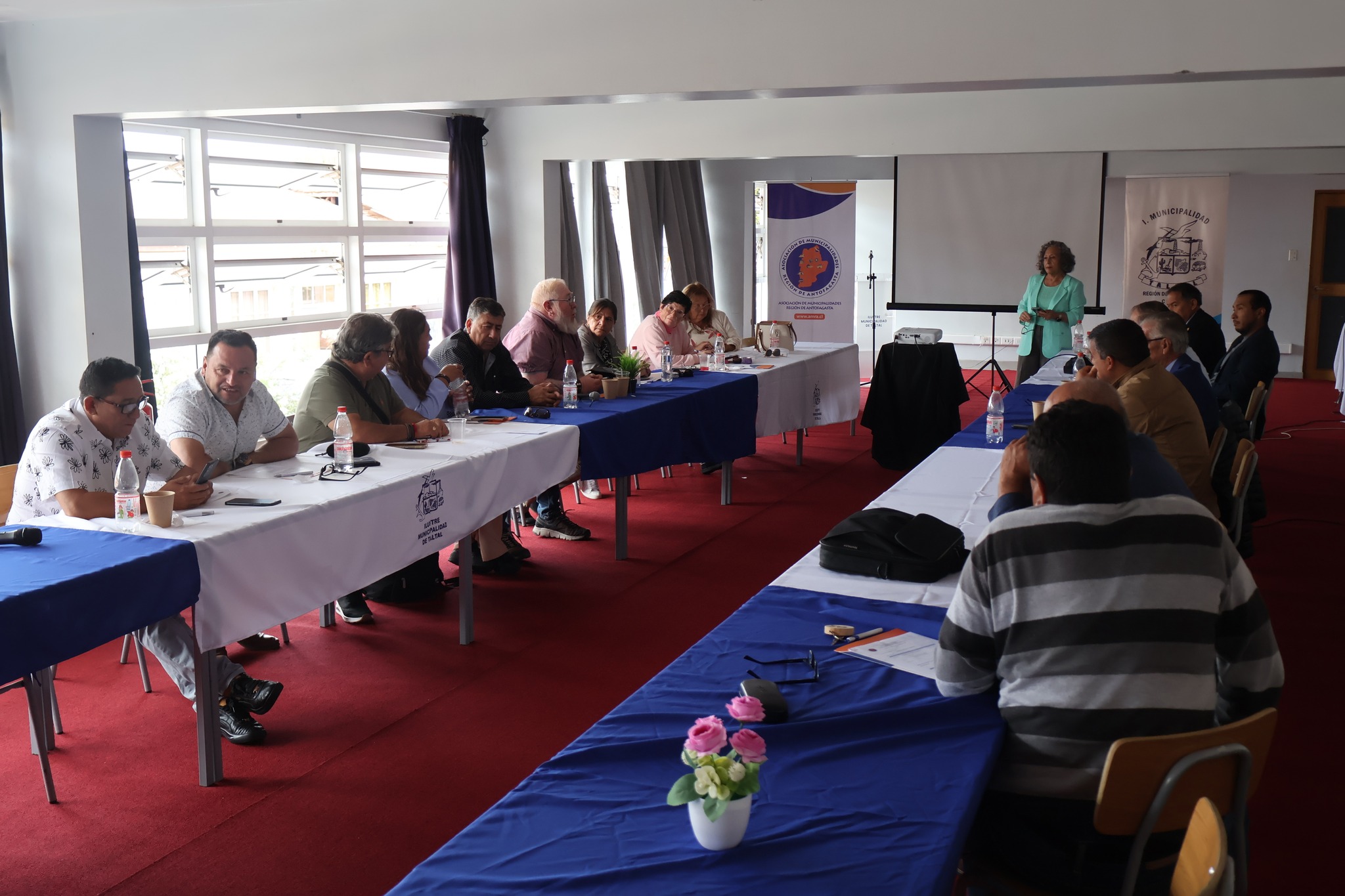 Autoridades comunales de la Región de Antofagasta participan en la 4ª Asamblea General de la AMRA realizada en Taltal.