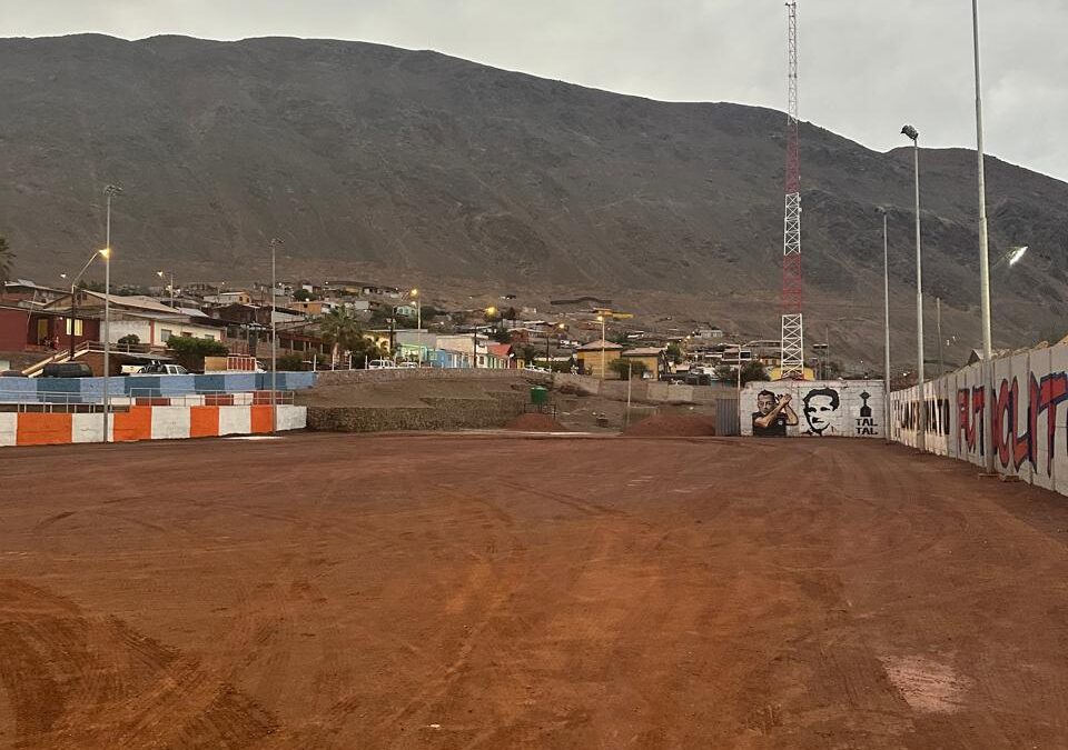 Comenzaron los trabajos de mejoramiento en la histórica cancha de futbolito de Taltal