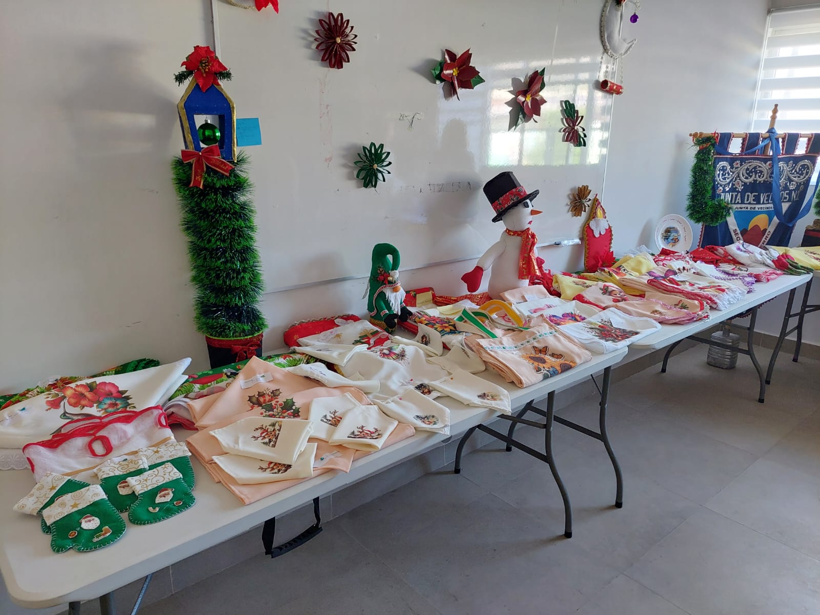 Jornada de cierre del proyecto comunitario de la Junta de Vecinos N°1 del sector Cerro en la ciudad de Taltal