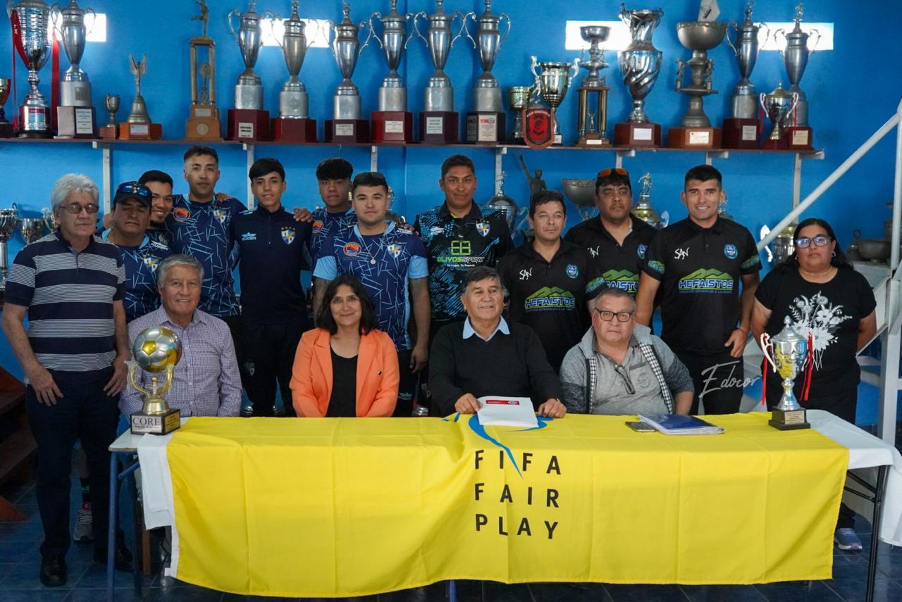 Delegación de Taltal junto a directiva ANFA Antofagasta durante el lanzamiento del Inter Regional Taltal-Calama 2026.