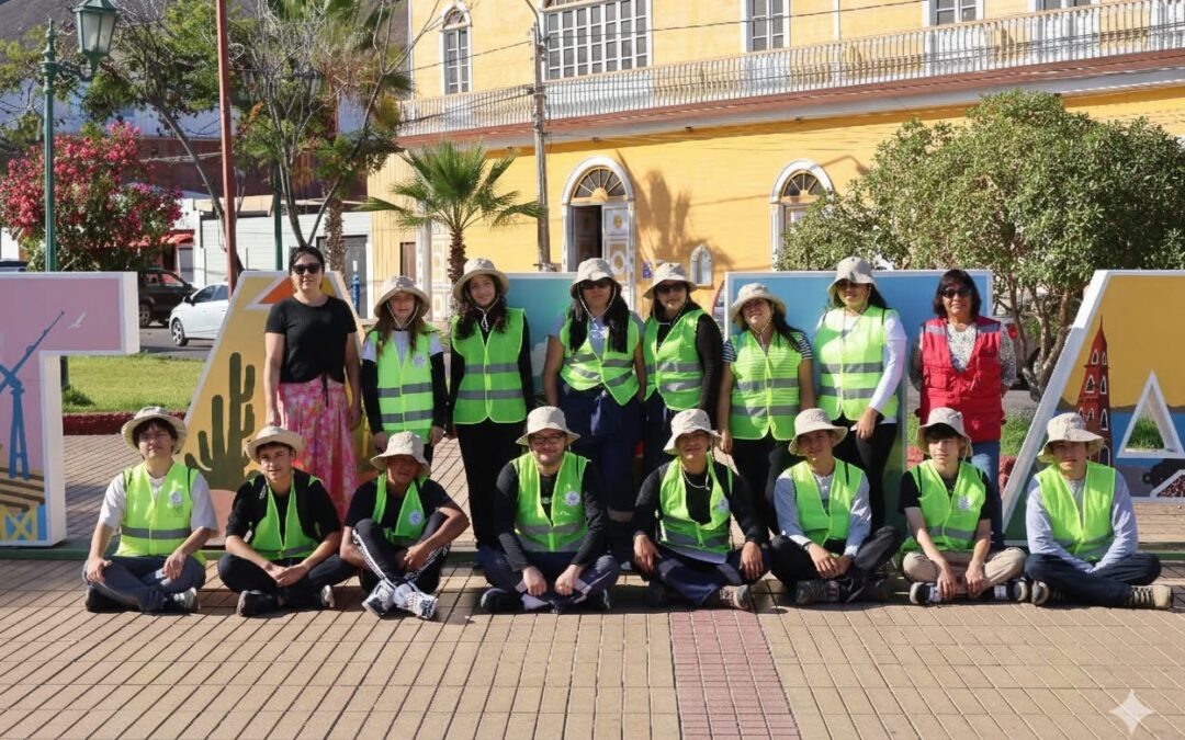 Team Verano 2026 ya trabaja en la limpieza del borde costero de Taltal