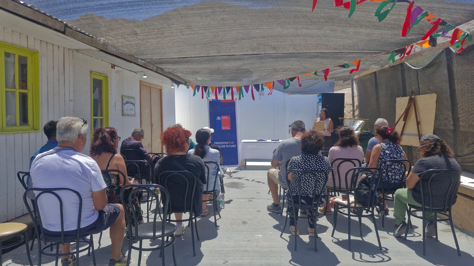 Público asistente a la ceremonia de resultados FPA 2026 en sede comunitaria de Taltal.