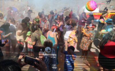 Gran convocatoria marcó la Fiesta de Colores en Paposo: música, baile y explosión de alegría familiar en el borde costero