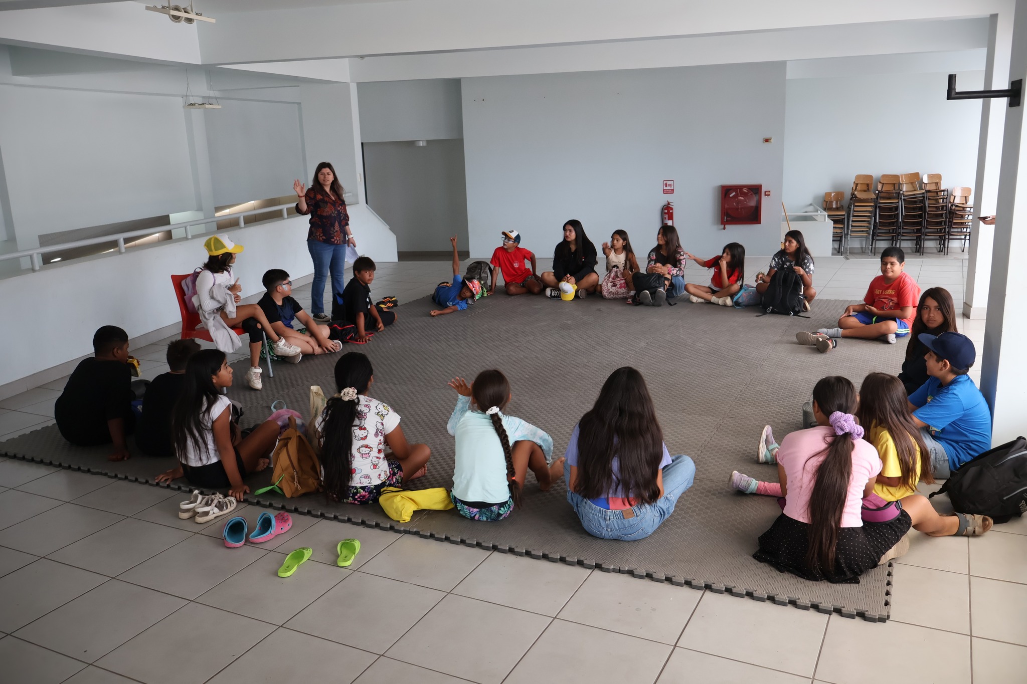 Actividad grupal de autocuidado y toma de decisiones con niños y niñas en ciclo de talleres SENDA Previene Taltal 2026.