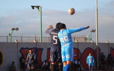 Karina FC golpeó en el tramo final y eliminó a Pollitos x Siempre: 2-0 para meterse en la gran final del Futbolito 2026