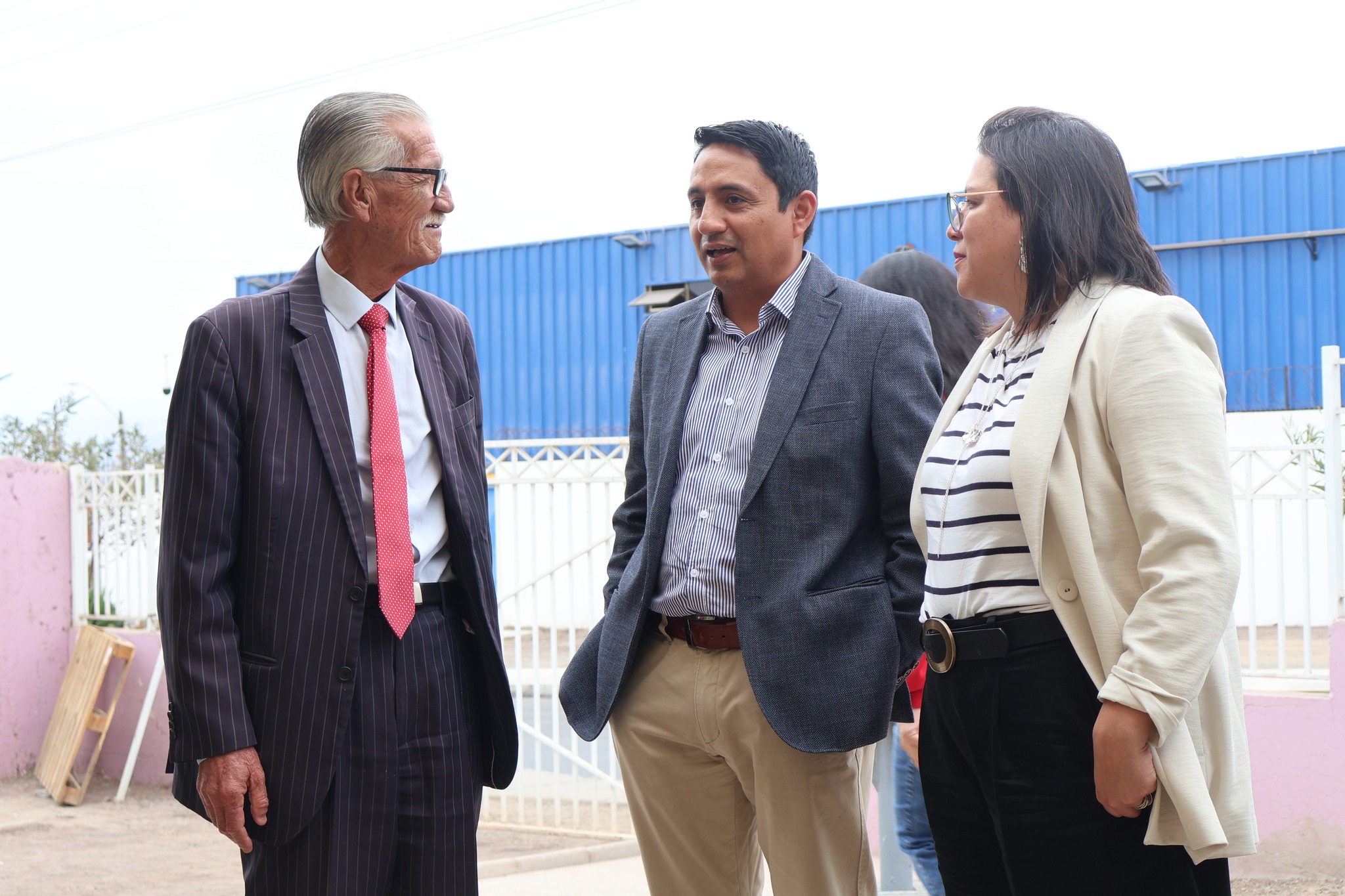 Autoridades del proyecto Impulsa 4.0 y del Liceo Politécnico José Miguel Quiroz de Taltal