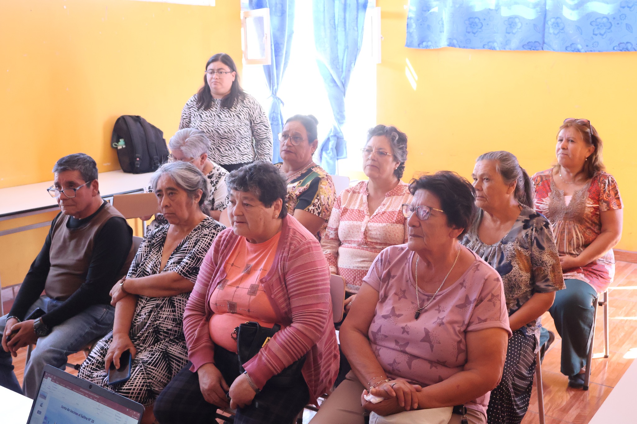 Vecinas y vecinos de El Salitre asisten a jornada de participación ciudadana en Taltal.
