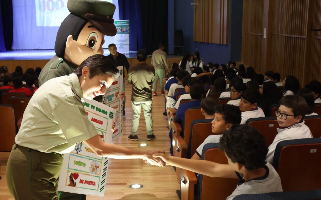 Estudiantes de Taltal participaron en charla sobre responsabilidad penal adolescente en el Centro Cultural