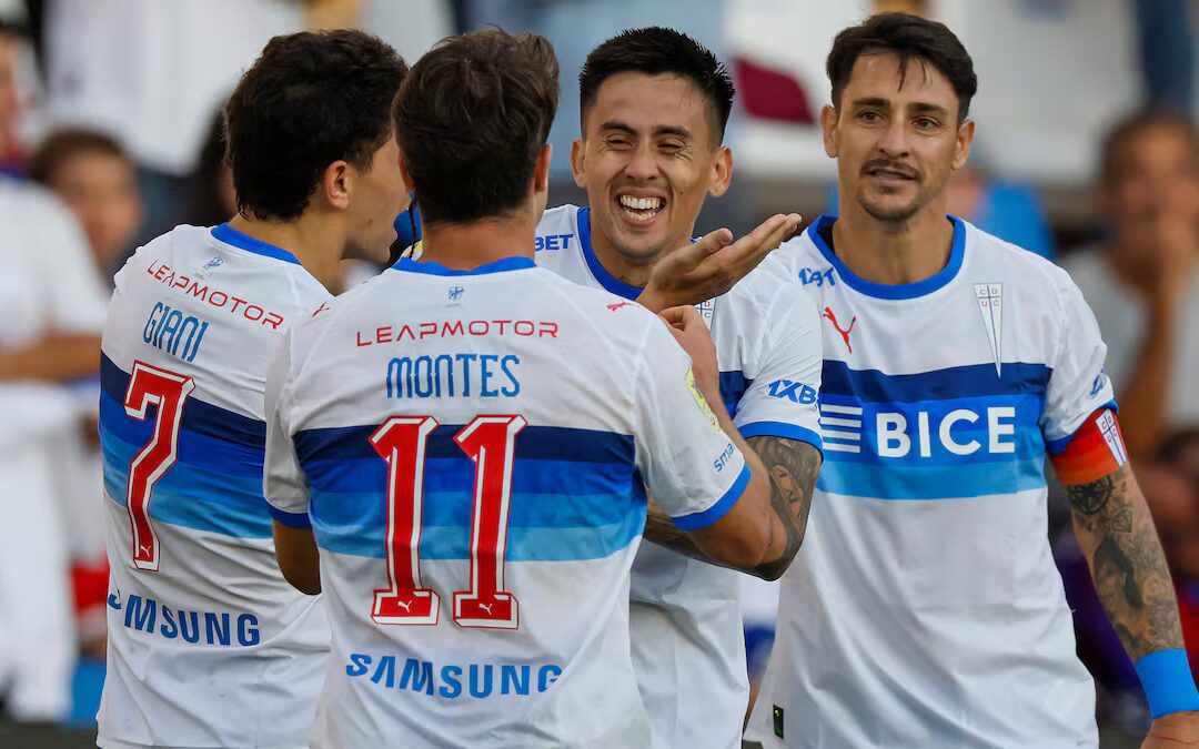 Universidad Católica arrasa a Palestino, se suelta en el Claro Arena y llega encendida al duelo con Boca Juniors
