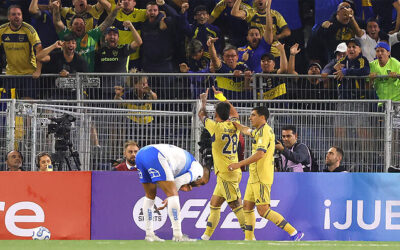 La UC compitió tarde, pagó caro sus errores y debutó con derrota ante Boca Juniors en la Libertadores