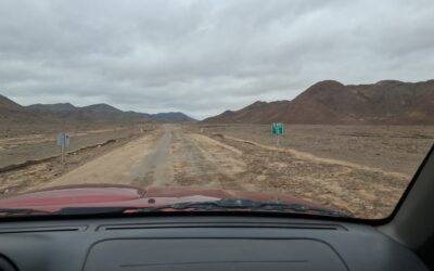 Vecino denuncia acumulación de material en camino costero hacia Las Tórtolas desde las lluvias de agosto